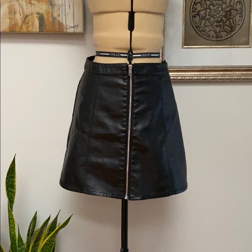 Divided Sz 8, Hot Pleather Skater Skirt